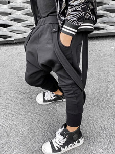 CZARNE SPODNIE Z SZELKAMI BLACK LANE